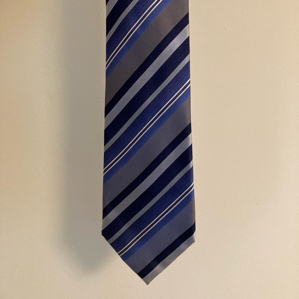 Silk tie